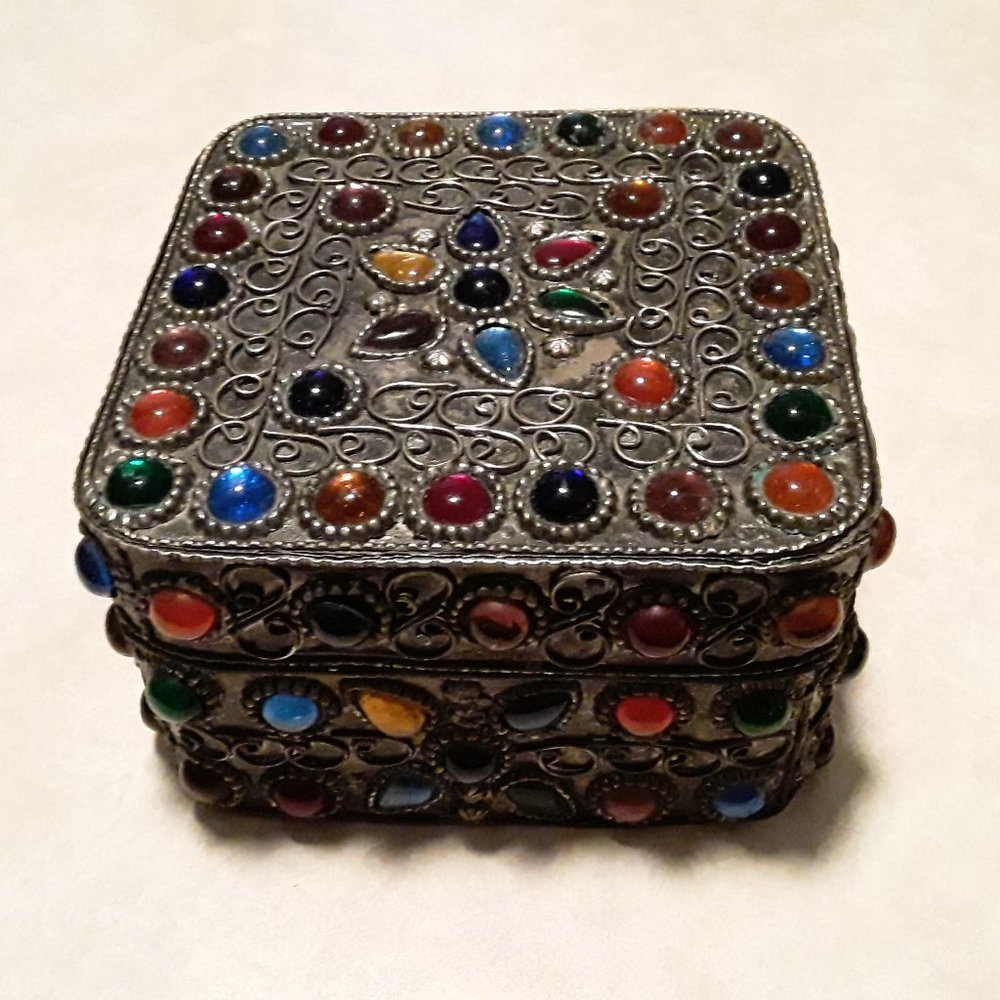 Bejeweled jewel box